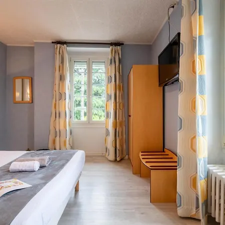 Logis Hotel La Cremaillere Hagetmau Exterior photo