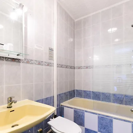 Logis Hotel La Cremaillere Hagetmau Exterior photo
