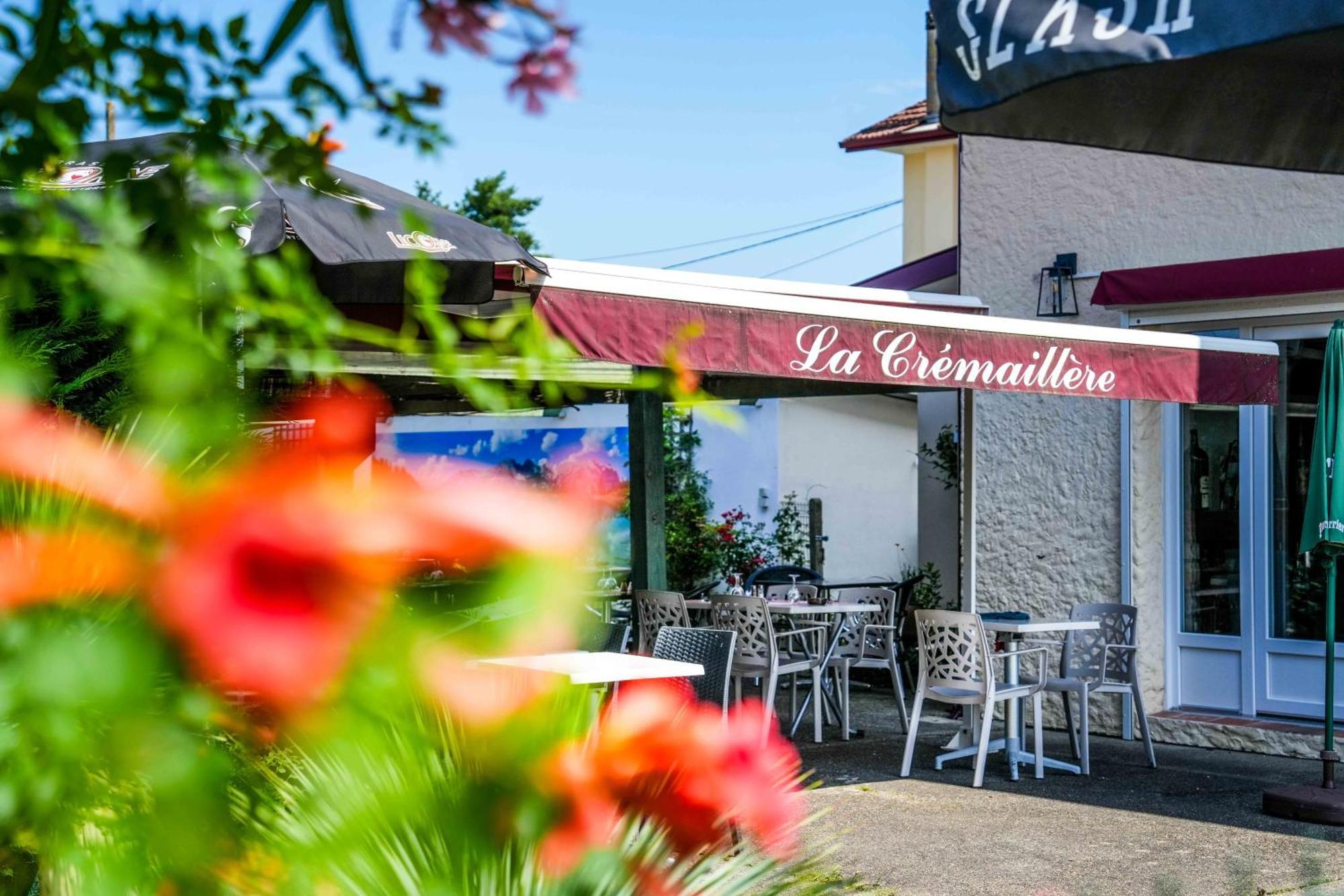 Hotel Logis La Cremaillere