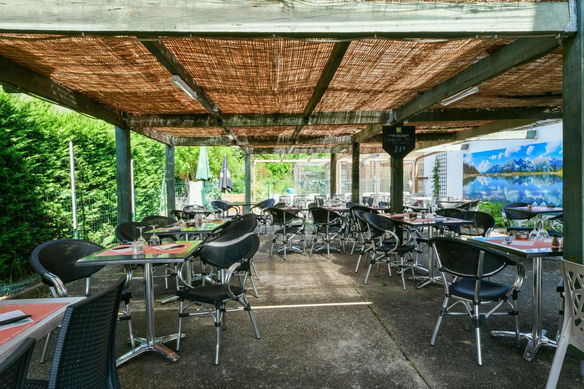 Logis La Cremaillere Hotel