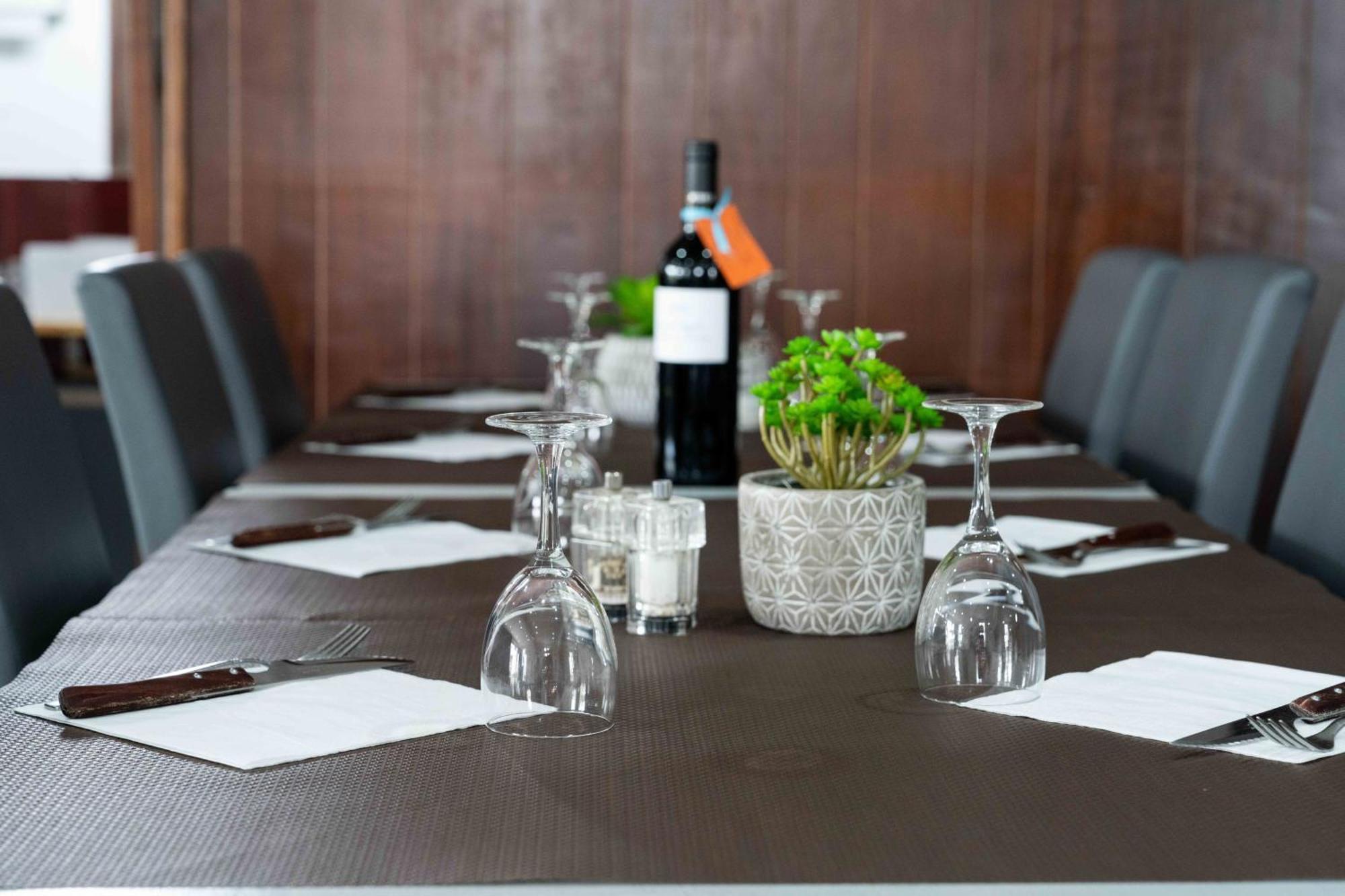 Hotel Logis La Cremaillere 2*