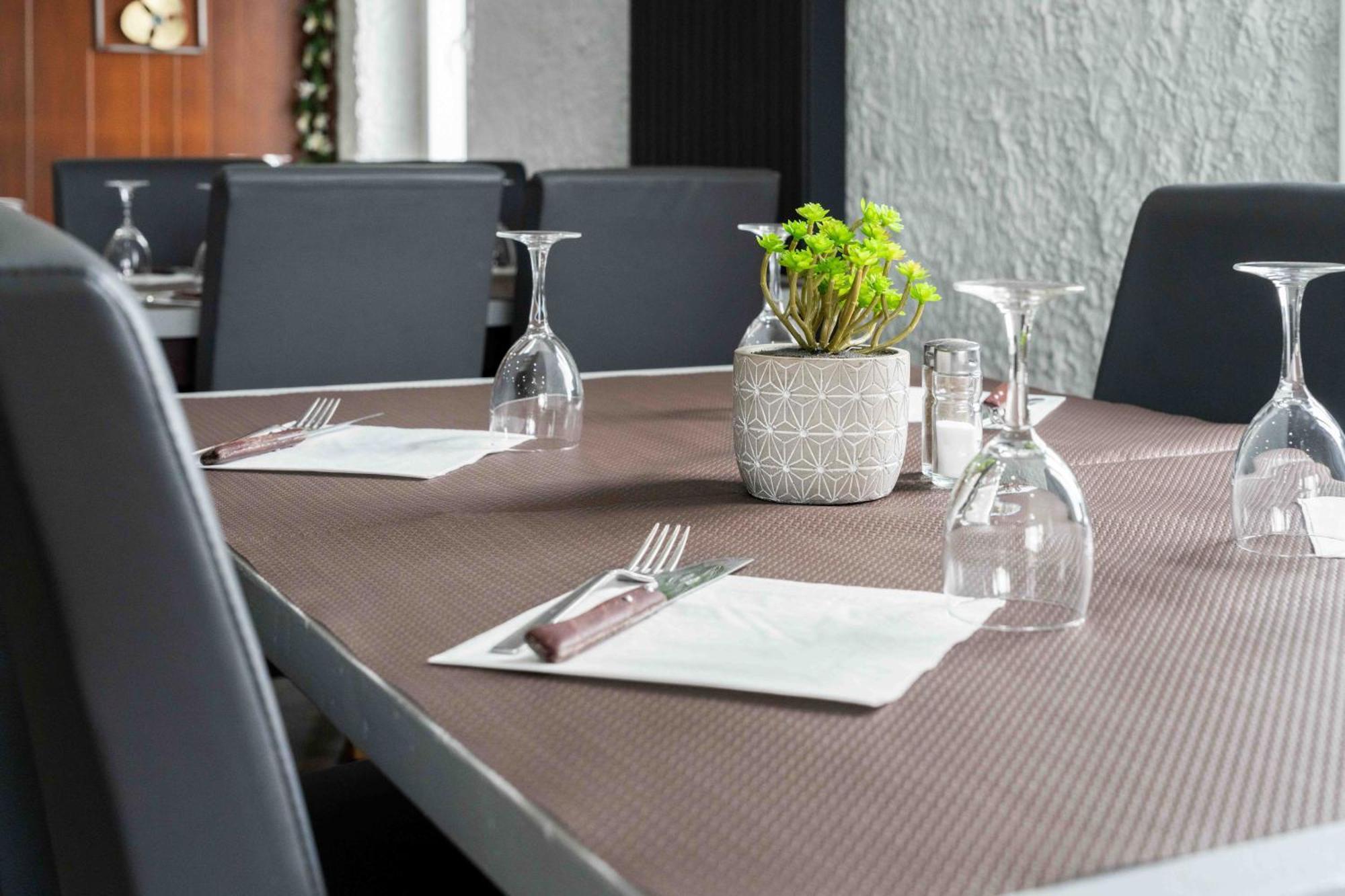 Logis La Cremaillere Hotel 2*